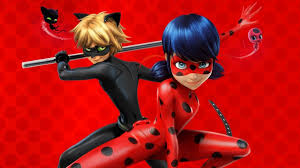 Las aventuras de ladybug y cat noir (título original en francés, miraculous, les aventures de ladybug et chat noir), también conocida como miraculous ladybug o por la traducción prodigiosa ladybug, es una serie de televisión francesa en. Miraculous World Nueva York Los Heroes Unidos La Pelicula Especial De Diseney Channel