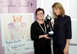 taylor swift named ifpi global recording artist of 2014