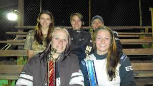 Ladies first… and second… and fourth at Grundy Speedway
