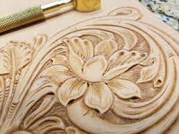 There are many different ways to carve any given pattern. Floral Carving Design Alden S School Of Leather Trades