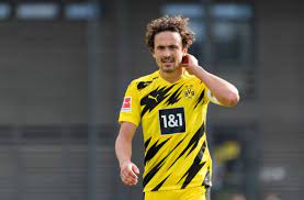She helps the people she surrounds herself with and they do their best to help her back. Michael Zorc Hails Thomas Delaney After Outstanding Job At Centre Back