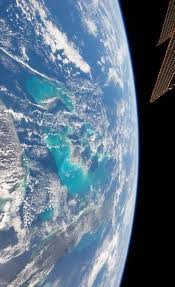 Billions And Billions The International Space Station Expedition 34 A Mars Explore Spaceexplorat Space Station Space And Astronomy Earth From Space