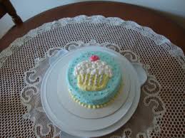 I have been decorating cakes for 30 years and been teaching cake decorating for 7 years. Cake From Wilton Course 1 Classes Michaels In Mississauga On Wiltoncontest Cake Desserts Cake Tutorial