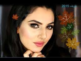 مكياج العيون الدخاني باللون الزيتي والقرميدي مع نونو