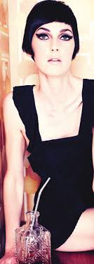 13 13:05 FEELTHEPOWER.indd 3 31/01/2013 14:48