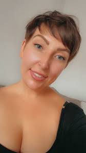 Hi could anyone recommend places for hair extensions in or around town  please? Thanks!