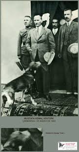 Ataturk Ve Kopegi Foks Nadide Fotograflar Tarih Fotograf Duvari