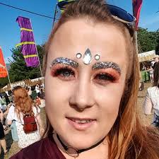 Clare Lawlor Lynch (@clarelawlor)