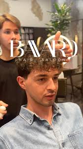 Photo by Bavaro Hairdressers Uomo e Donna (@bavaro_hairsaloon) · December  28, 2024