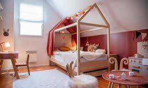 A small monochromatic bedroom with black sconces, shades, a cart and a calendar plus a. Beyond Usual 5 Rarely Used Gorgeous Colors In The Kids Room