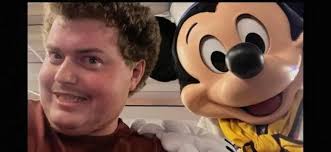 Disney FAN FRIDAY Is BACK With A BANG!