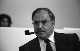 Helmut kohl >a political leader in the federal republic of germany, helmut kohl (born >1930) became chancellor in 1982 at the head of a coalition of three >political parties. Helmut Kohl To Meet Hungarian Pm Viktor Orban
