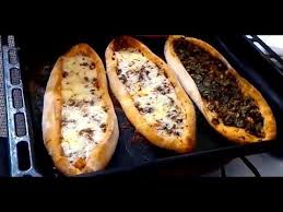 Evde Pide Yapimi Metin Usta Dan Tek Hamurla Bes Tarif Youtube Yemek Tarifleri Gida Yemek