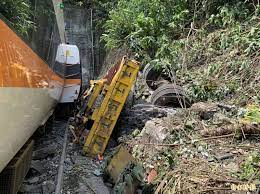 At the time of the accident, the train was carrying 488 passengers. I5hr6eu2wxnptm