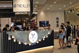 the alley singapore famous bubble tea shop opens at jewel changi airport available 24 7 after grand opening danielfood bubble tea shop bubble tea tea shop