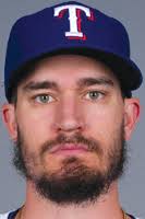 Bucs signing starting pitcher Heaney