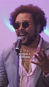 Dá um beijinho, adoça! 🎶💋 Pra dedicar “Com Carinho” pra quem faz seu  coração dançar e balançar! 😍