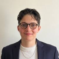 Lisa Tarasyuk's Instagram, Twitter & Facebook