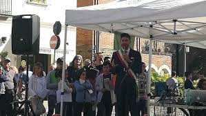 Il comune si estende su 233,4 km2 e conta 5 815 abitanti dall'ultimo censimento della popolazione. Celebrato A Bagno Di Romagna Il 74esimo Della Liberazione