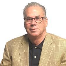 Scott Tweedy's Instagram, Twitter & Facebook