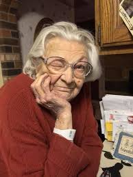 Hiking ladies in blue mountains