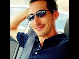 Anthony Porta (ishootexotics)