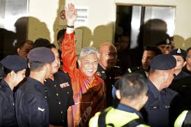 Money laundering cases in malaysia the first case of money laundering in malaysia involves an international company led by dr hamimah idruss, the former director of syarikat safire pharmaceuticals sdn bhd. Malaysia Ex Deputy Pm Charged With Graft Money Laundering