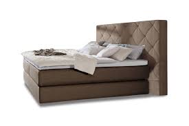 Das edle boxspringbett hülsta 180 x 200 cm von hülsta ist in creme gestaltet und wirkt durch die tief montierten schwarzen standardfüße schwebend. Hulsta Boxspringbett Bc 300 Taupe Mobel Letz Ihr Online Shop