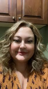 Can someone please make this into a headshot for me. Thank you so much