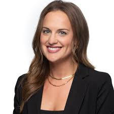 Leslie Hirt, Prairie Village, KS Real Estate Associate