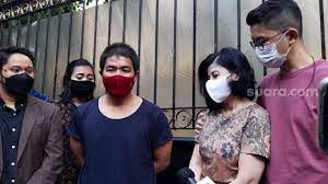 Sebelumnya, perempuan ini menikah dengan johan begin bukit. Anmsalecq6wdym