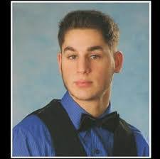 Raquel Foss's Instagram, Twitter & Facebook