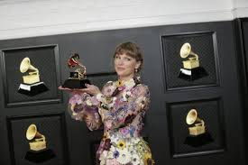 Taylor swift was announced as the winner in the album of the year category during the 2021 grammy awards — more details. Ne711n9izyfz2m