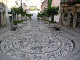 The city of castelo branco is a municipality and former bishopric in castelo branco district, in centro region, portugal. Castelo Branco Rua Rei D Dinis Calcada Tipica Joao Afonso Flickr