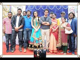 Chiranjeevi sarja, popularly known as chiru sarja is an indian actor who predominantly works in the kannada film industry. Dhruva Sarja And Family Photos With Friends And Relatives Youtube