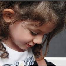 Lisa Giovannelli's Instagram, Twitter & Facebook