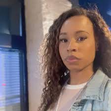 🤍Tonight, just call me Mrs. Diaz — it's date night with my Husbae🤍  🤍After the hustle, the hair, and all the hats I wear, this is sacred time.  Good food, great laughs,