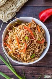 Vegetable Hakka Noodles With Onion Carrots And Bell Pepper Spicy And Delicious Find The Recipe On Www Cookwithmanali Com Food Recipes Indian Food Recipes Asian Noodles