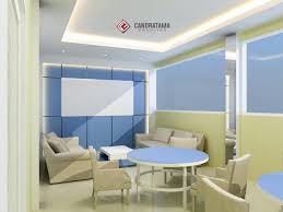 Dari ukuran kantor, pemilihan warna, pemilihan furniture, hiasan dan aksesoris ruangan, hingga konsep yang akan kita gunakan. Interior Kantor Pontianak Yang Menarik