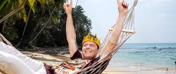 Am montagabend stand bei promis unter palmen eine frage unsichtbar im raum: Sat 1 Reagiert Auf Homophobie Eklat Bei Promis Unter Palmen Dwdl De