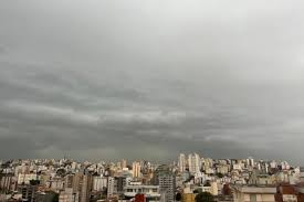 Máxima de 31°C: veja previsão do tempo deste domingo (13) em BH