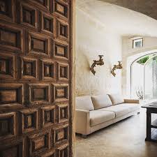 Door Hotel Particulier On Instagram La Maison Hoteliere Le Salon De Notre Maison Privee A Maussane Les Alpilles Www Hotel Particulier Co Hotel Particulier