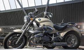 Bmw R 1200 C James Bond Tomorrow Never Dies Bond Cars Motorcycle Bmw