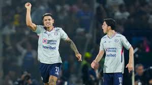 'Toro' Fernández desea renovar y quedarse en Cruz Azul: 