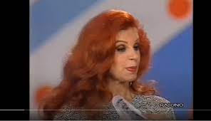 Milva amava lo stile e l'alta moda, era una donna raffinata e determinata nelle scelte. S Lx0ttmzezdqm