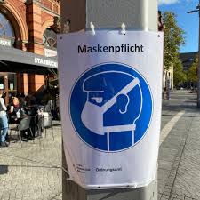 Doch tests und maskenpflicht bleiben bestehen. Bremen Hangt Hinweisschilder Fur Corona Maskenpflicht Auf Buten Un Binnen