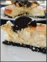 Variez le fond de pâte de votre cheesecake au chocolat blanc en variant les biscuits : Cheesecake Aux Oreos Chocolat Blanc Vanille Poivre Rose