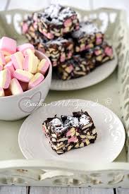 rocky road cake rezept kuchen und torten steiniger weg leckere torten