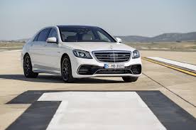 Mercedes Debuts Facelifted S Class Ahead Of Shanghai Show Carscoops New Mercedes Amg Mercedes Benz Mercedes Amg