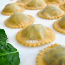 Spinach And Ricotta Filled Ravioli Homemade Ravioli Ravioli Recipe Homemade Spinach And Ricotta Tortellini